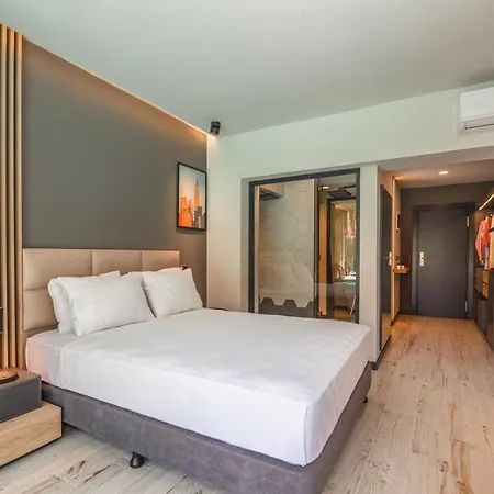 Morina Deluxe Hotel