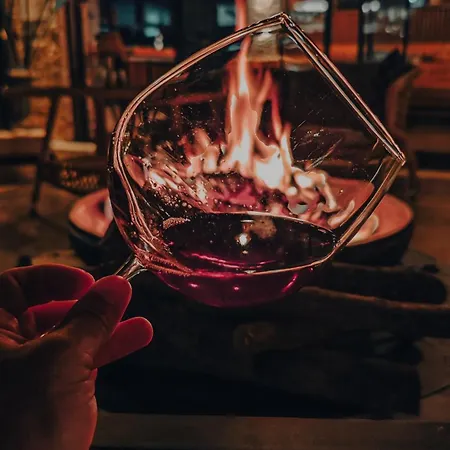 מלון Morina Deluxe