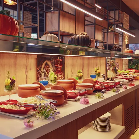 Morina Deluxe מלון