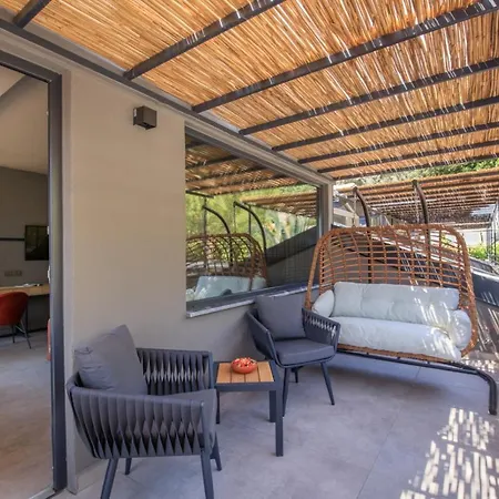 Morina Deluxe Ολουντενίζ