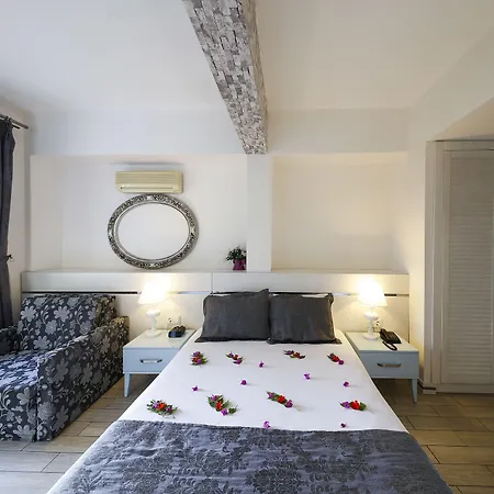 Ξενοδοχείο Morina Deluxe 3*