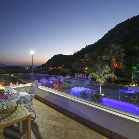 Morina Deluxe 3* Ολουντενίζ