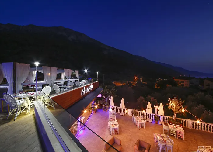 Morina Deluxe Hotell